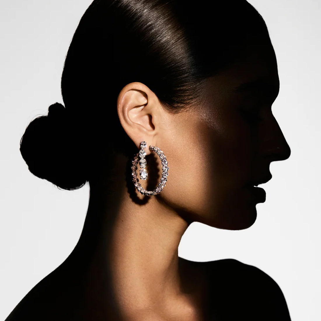 High Jewelry | Oval Cut Drop (Silver) Earrings